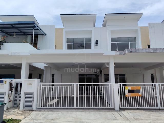 Branded New 2 Storey Terrace House at Ara Sendayan @Adira for Rent 1