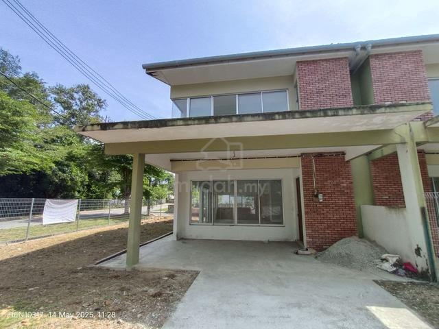 Corner | Freehold | Double Storey @ Semenyih Parkland 1