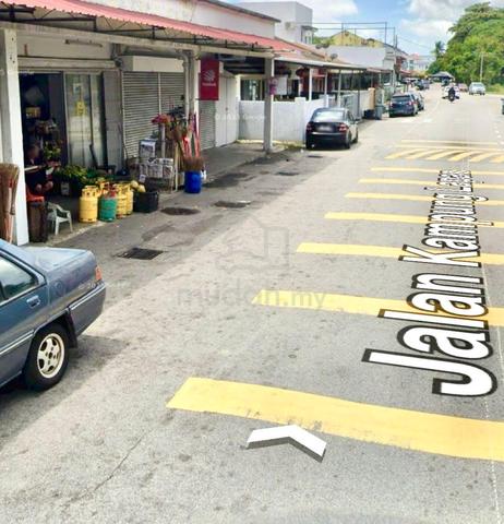 FREEHOLD 2 Adjoining 1.5 Storey Shoplot Kampung Lapan Kota Laksamana 1