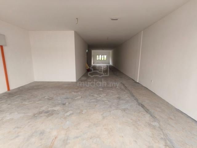 Aman Perdana Shoplot Brand new first floor for rent 1