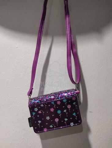 Smiggle on sale sling bag