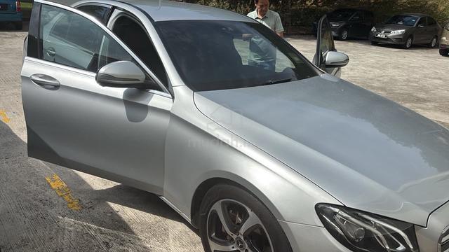 2019 Mercedes Benz E200 2.0 AVANTGARDE (CKD) (A) - 2
