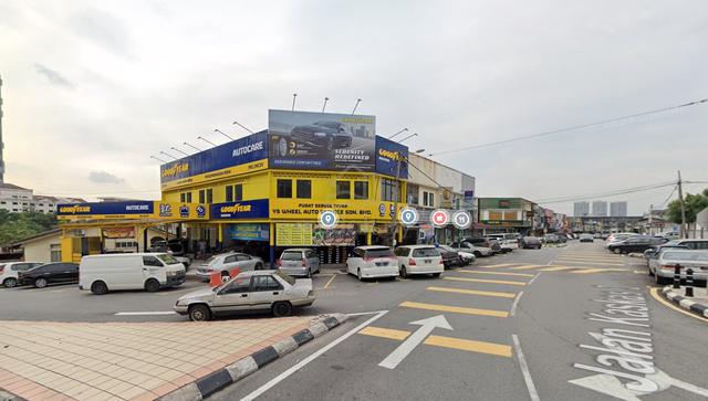 Cheras Taman yulek corner unit  shop 1