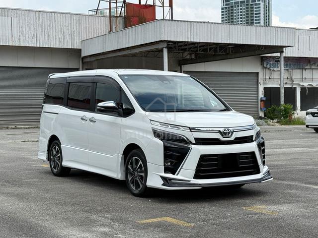 2021 Toyota VOXY 2.0 ZS KIRAMEKI III (A) - 2