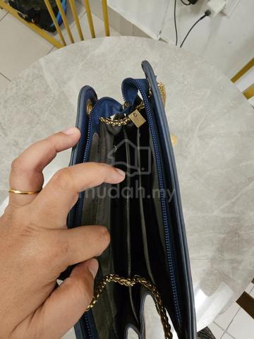 Carousel Image