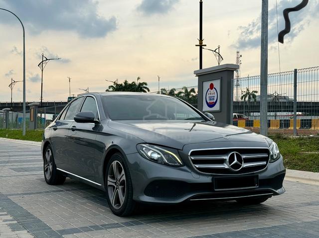 2018 Mercedes Benz E200 2.0 AVANTGARDE (CKD) (A) - 1