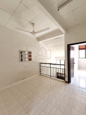 IoI bandar putra double storey townhouse full loan for sales 1