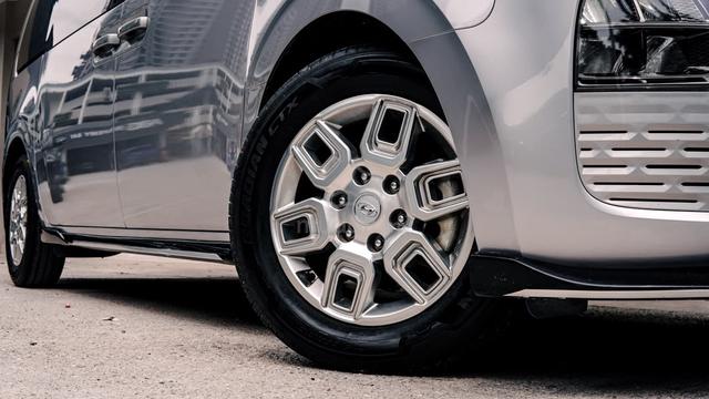 Hyundai STARIA 2.2 LITE F.LIFT A.CRUISE FSEAT 2023 - 5