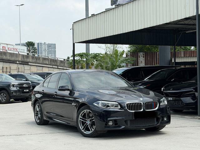 2016 Bmw 520i 2.0L M SPORT F10 WARRANTY CASH/LOAN - 1