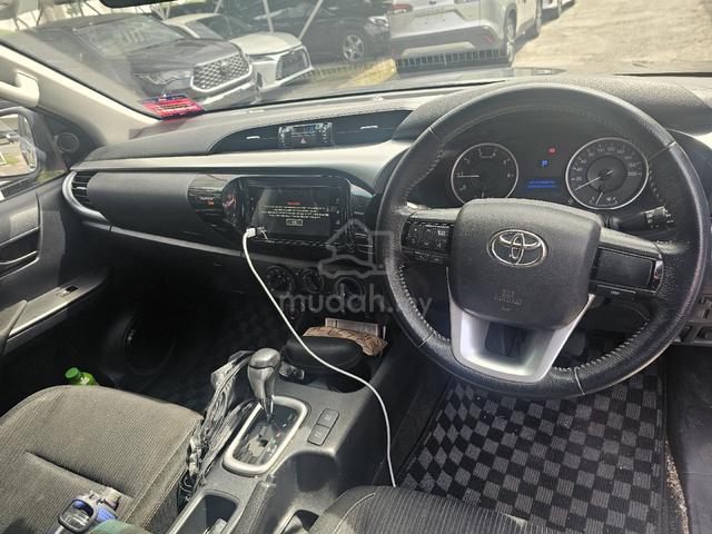 2019 Toyota HILUX 2.4 L-EDITION FACELIFT (A) - 4