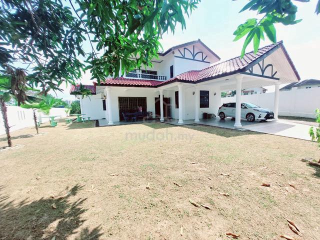 2 Storey Bungalow Seksyen 9, Shah Alam 1