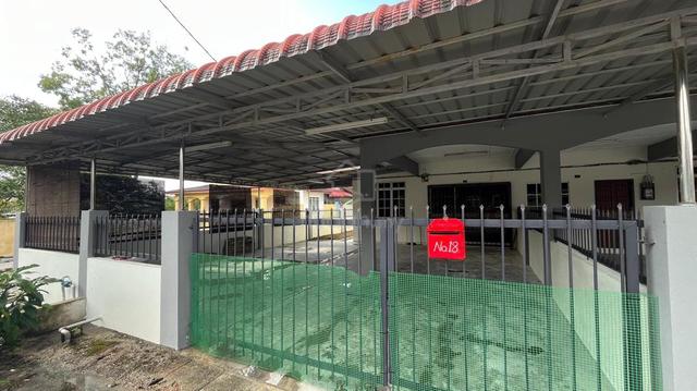 Rumah Teres Satu Tingkat | Taman Ketoyong Permai, Tanjung Malim, Perak 1
