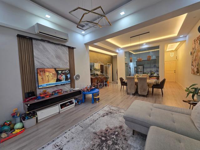 Sri Alam 1