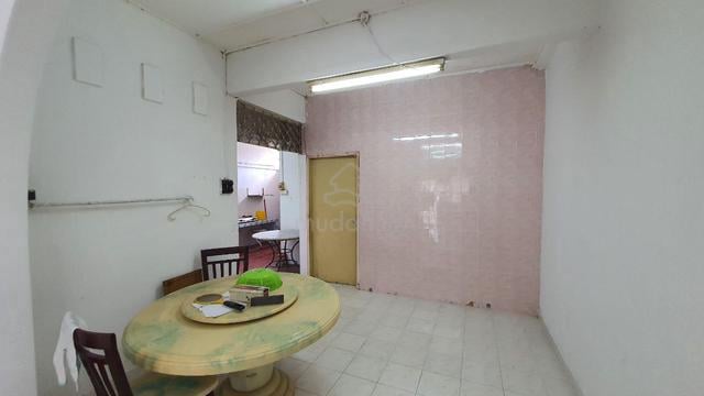 Gunung Rapat Taman Hillview 1 Storey Corner House For Sale / Freehold 4