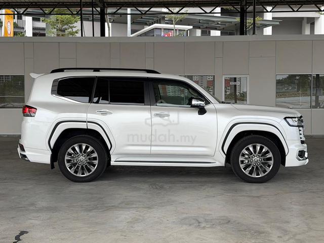 2023 Toyota LANDCRUISER 3.4 ZX FJA300W (A) - 4