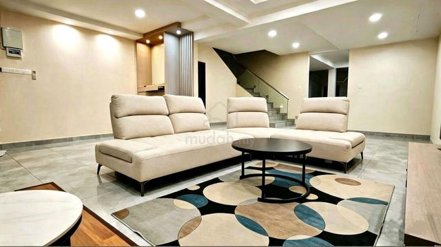 Mid Valley Taman Seputeh 2-Storey House for SALE 1