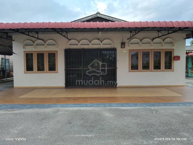 Bilik sewa Muar (Perempuan sahaja) 1