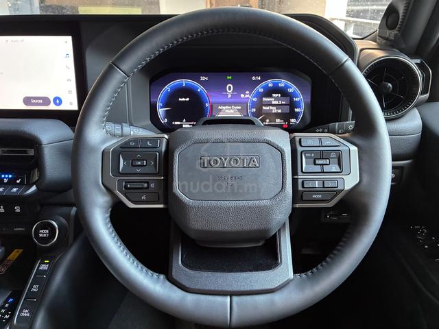 GRADE 6A 2024 Toyota LANDCRUISER PRADO 250 2.8 VX - 4