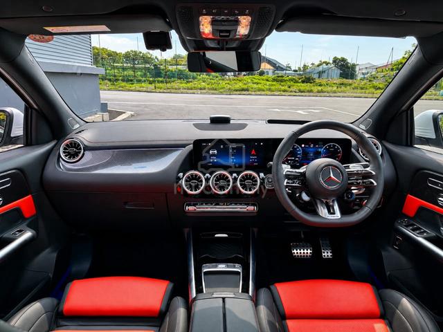 Mercedes Benz GLA-CLASS 2.0 35 AMG 4 MATIC 9K MILG - 5