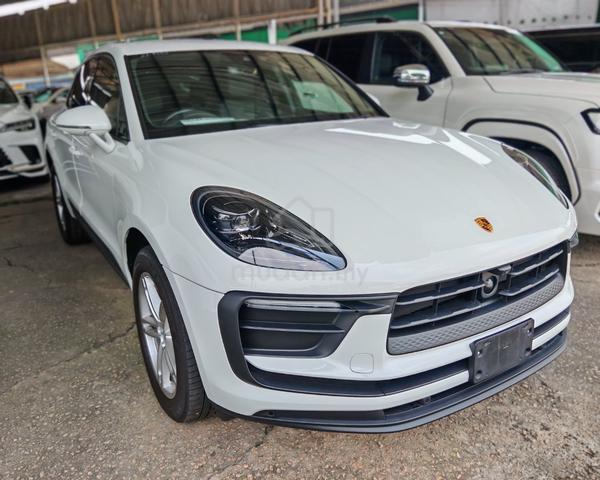 2022 Porsche Macan 2.0 Turbo J1NT Facelift - 1