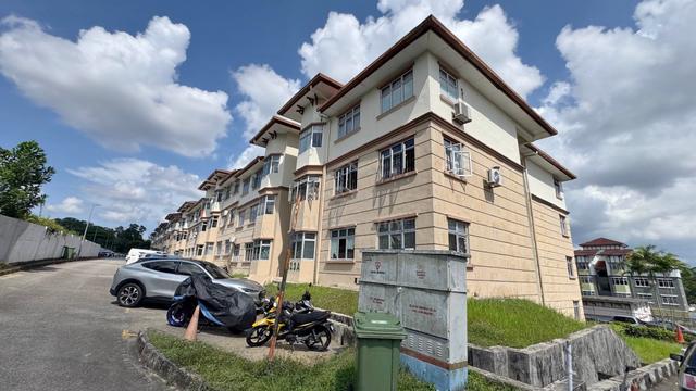 Vista Seri Alam 1