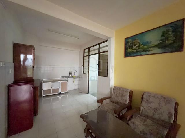 Pantai Apartment 1
