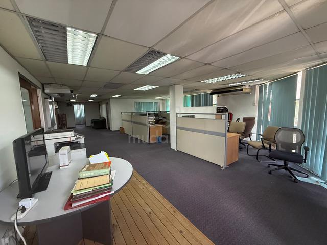 Corner Shop Office, Desa Business Park, Taman Desa [2 floor available] 1