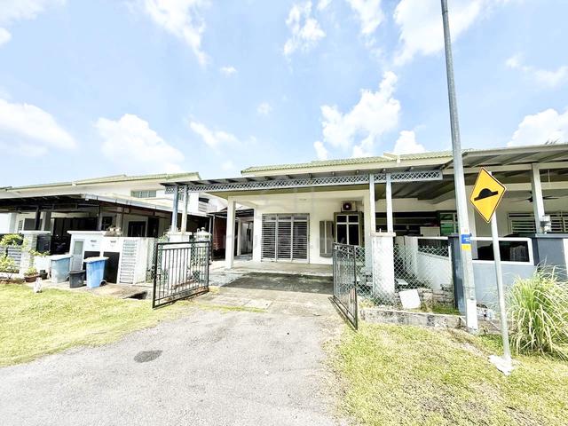 MURAH!! Single Storey SEMI-D Taman Bentara, Telok Panglima Garang 1