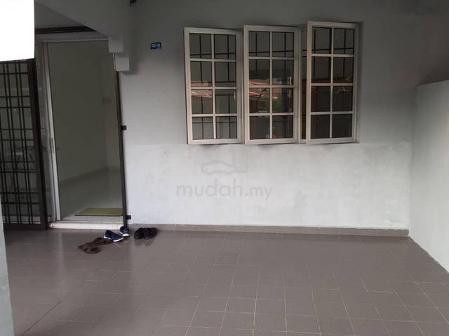 Below Value 2.5 Storey Terrace Kampung Lapan Jalan Kenanga 1