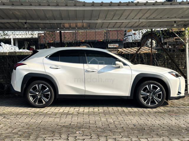 2022 Lexus UX200 2.0 LUXURY White Themes Selection - 4