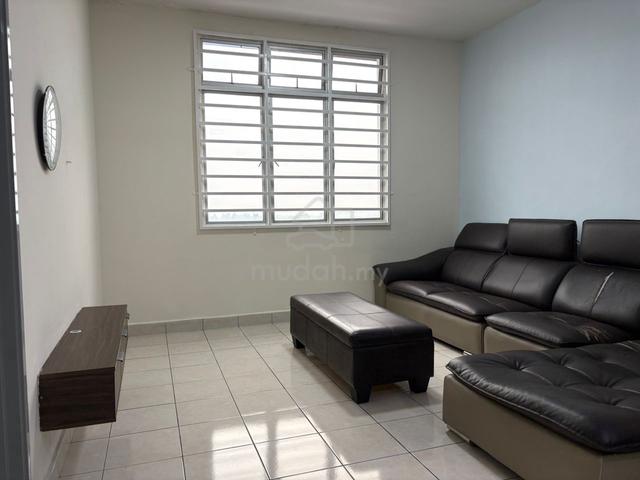 Putatan Platinum Apartment 1