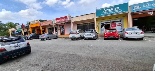 Kedai 1 tingkat FREEHOLD Desa Salak Akasia Sepang bisnes dijual 1