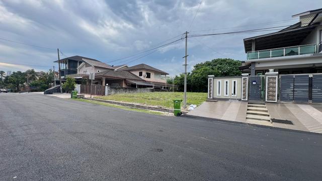 [Mark Down Price] Banglo Lot for OwnStay/Investment 3