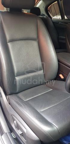 2015 BMW 520i 2.0 F10 Full Service, One Owner - 5