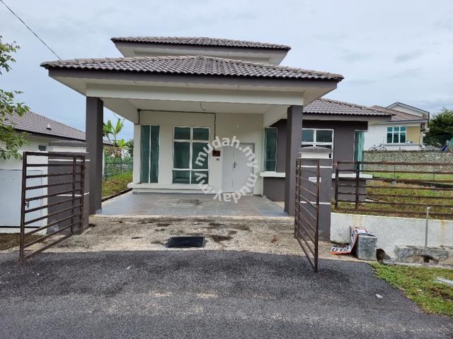 Bungalow House for Sale, 4 Bedroom, 4004 sq.ft, Kuala Pilah, Negeri ...