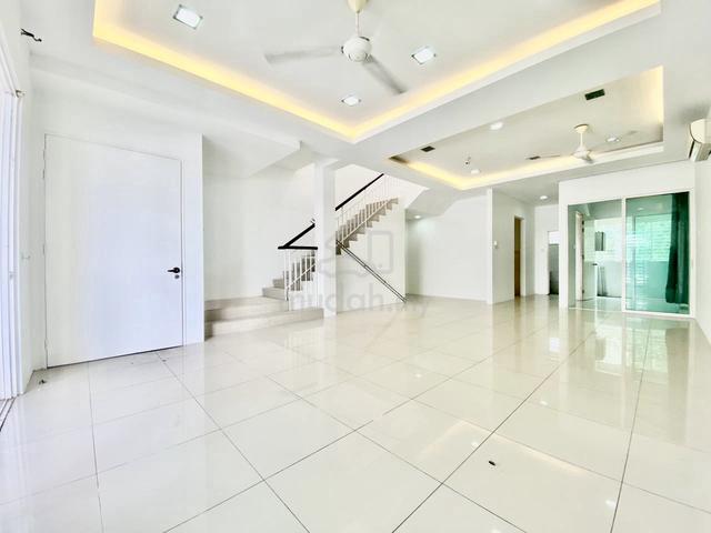 (RENOVATED)Double Storey Terrace Nadayu 92 Kajang 1