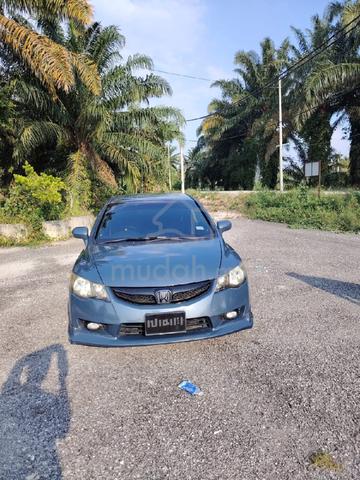 2009 Honda CIVIC 1.8 I-VTEC (A) - 2