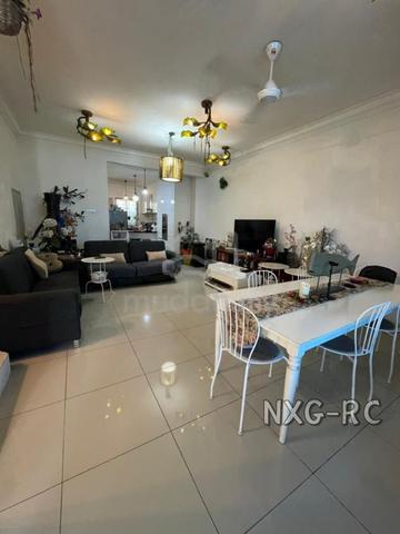 Below Market!! 20x75 4R4B Bandar Botanic 2.5Sty House Klang 1