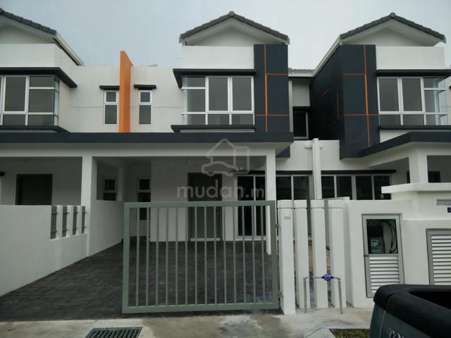 Below Market Cherry 2 Maple Meranti The Palm Hillpark Eco Grandeur 1