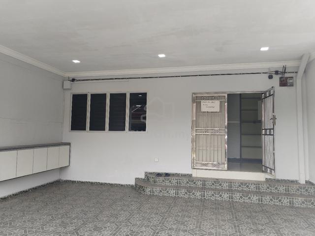 seremban town house, Taman Bukit  1