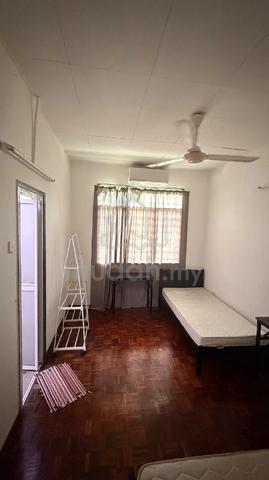 Room for Rent @ Laguna Merbok untuk lelaki sahaja 1