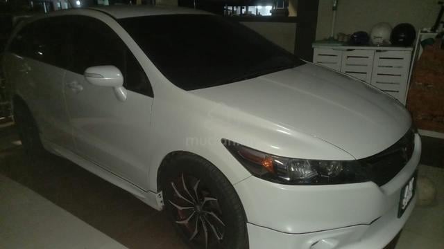 2009 Honda STREAM 1.8 I-VTEC (A) - 1