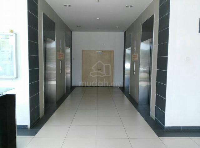 SUPER WORTH !! Hexagon Tech Park 721 Sqft Rare In Market 1