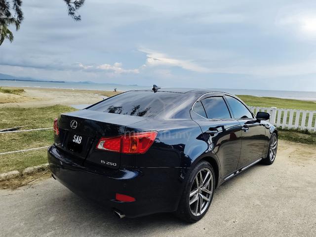 2009 Lexus IS250 2.5 GSE20R-AETLHW FACELIFT (A) - 4