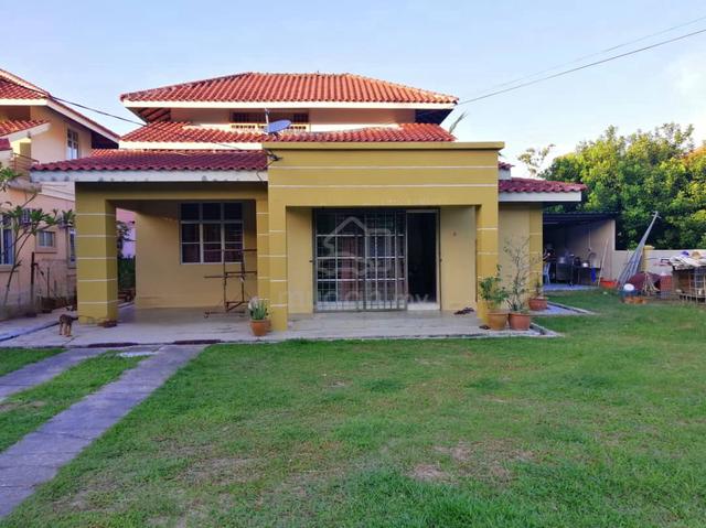Melaka Bukit Lintang Freehold Bungalow House For Sale 1