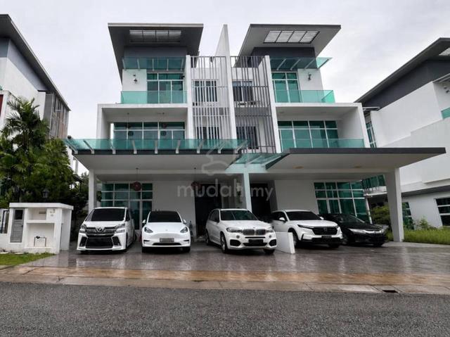 3 Storey Semi D Clover Garden Residence Cyberjaya 1