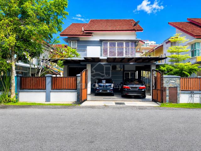 RENOVATED ‼️ BUNGALOW LINK 2 STOREY Garden Home Seksyen 15, Bangi 1