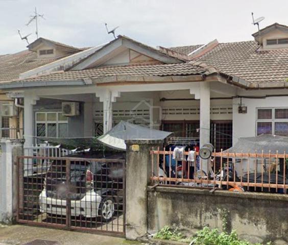 Nilai Square Taman Semarak, Nilai, Negeri Sembilan. 1