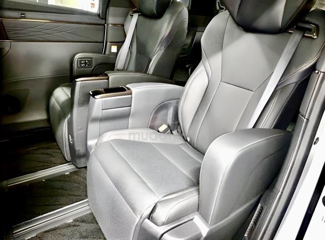 2025 Toyota ALPHARD 2.5 Z MODELISTA KIT DIM HUD 5A - 3