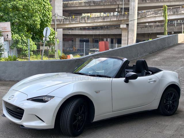 2022 Mazda Mx-5 Roadster 6Speed (M) - 2